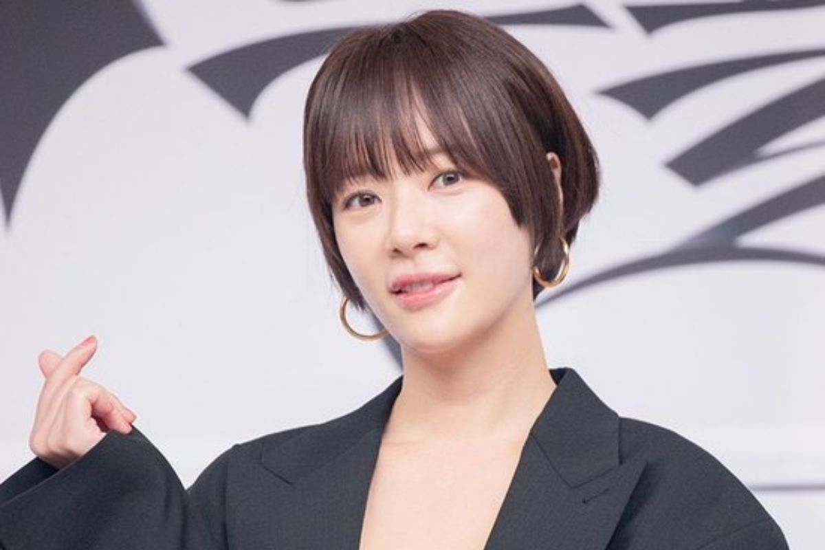 hwang jung eum thumbnail
