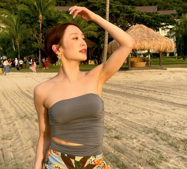 Nicole Jung