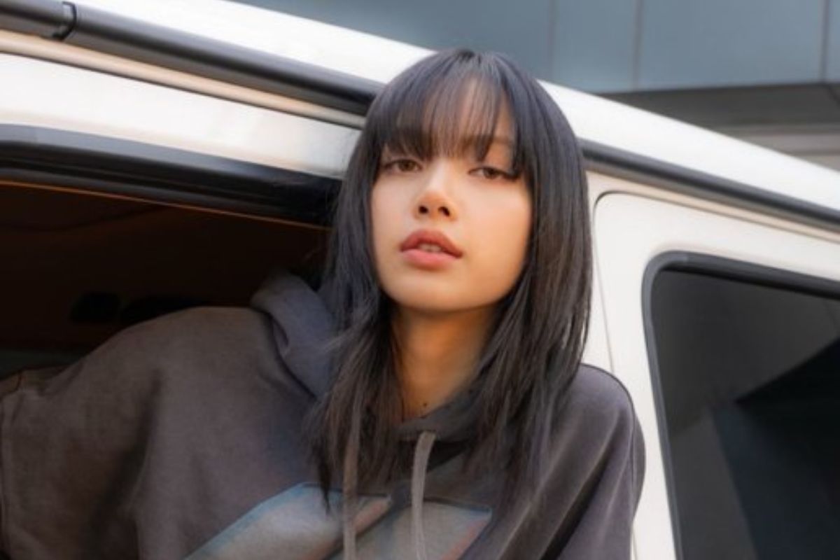 lisa blackpink thumbnail