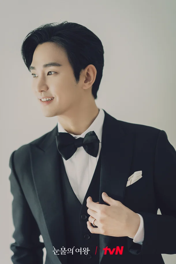 queen of tears-kim soo hyun