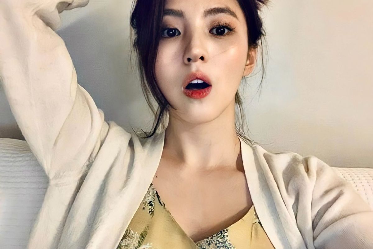 han so hee thumbnail