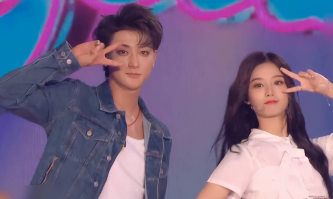 Huang Zitao Xu Yiyang