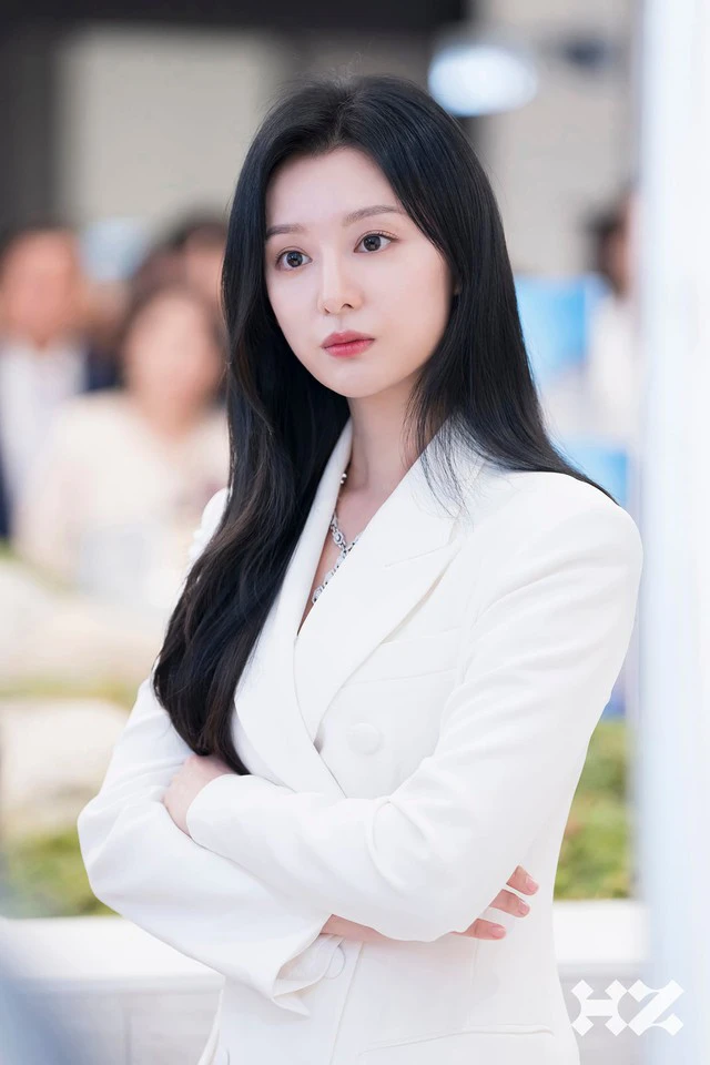 kim ji won-queen of tears