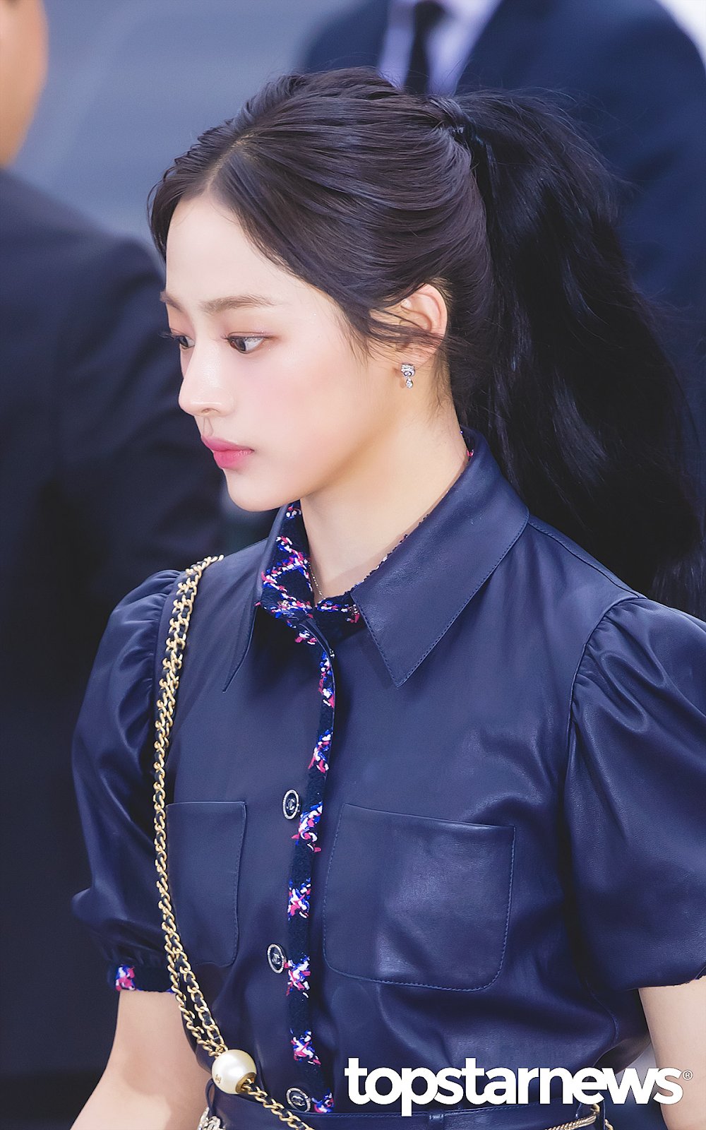 minji newjeans chanel