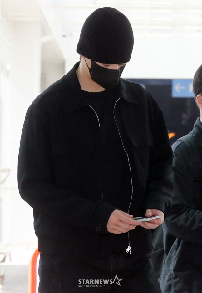 cha eun woo airport
