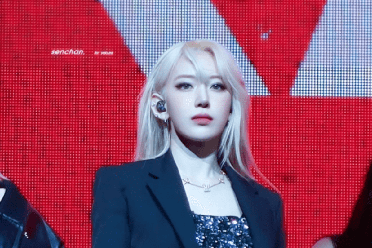 sakura le sserafim thumbnail