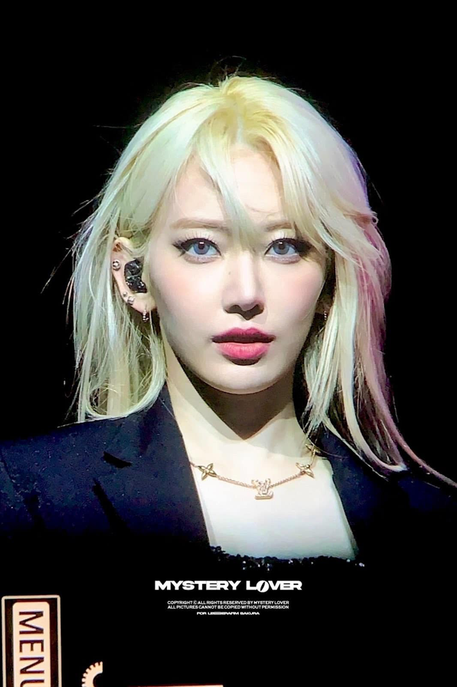 sakura le sserafim