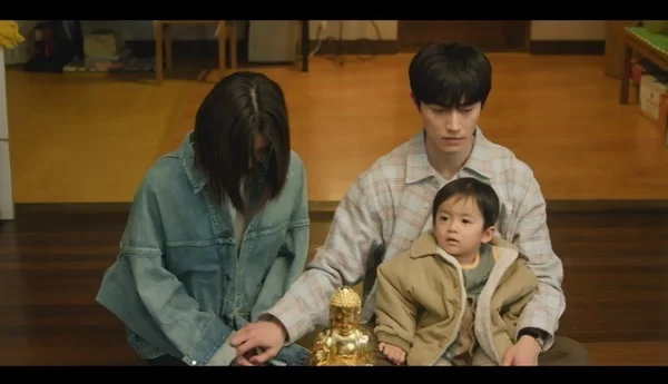 Queen Of Tears” Lee Joo-bin Returns To Kwak Dong-yeon