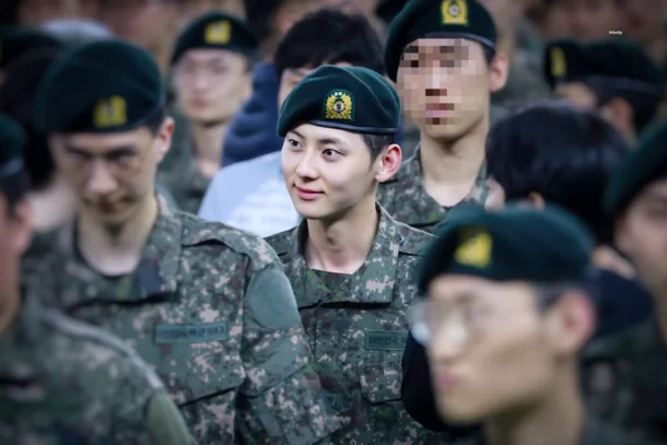 Hwang Minhyun