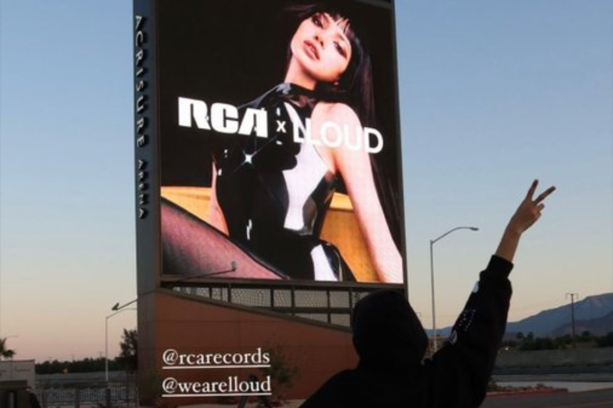 lisa blackpink thumbnail