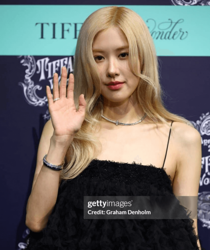 rose blackpink-tiffany co