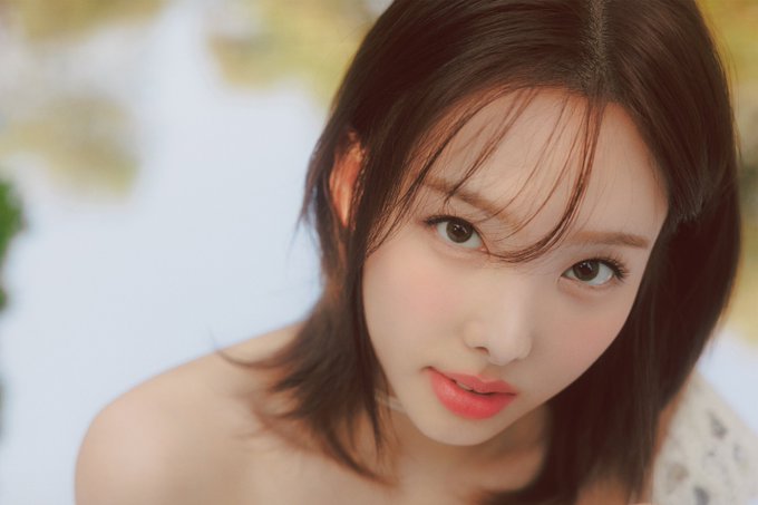 nayeon-thumbnail