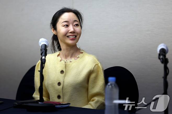 min hee jin