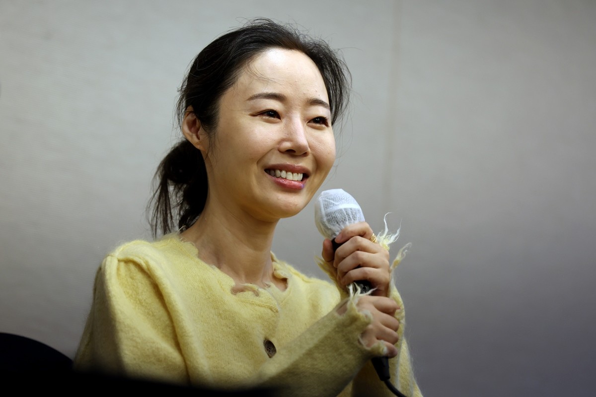min hee jin