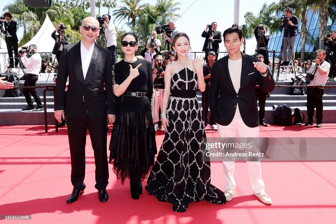Tong Liya, Eddie Peng Guan Hu 