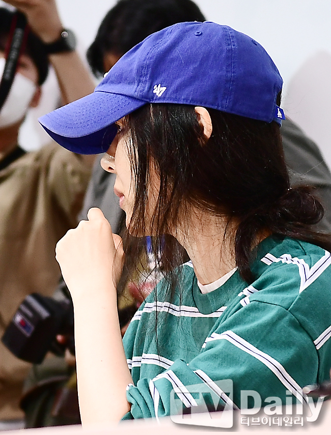 min hee jin