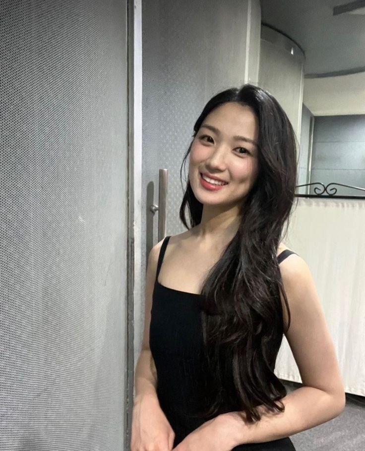 kim hye yoon