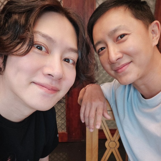 Hankyung-Kim Hee-chul