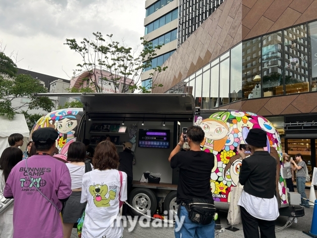 newjeans shibuya