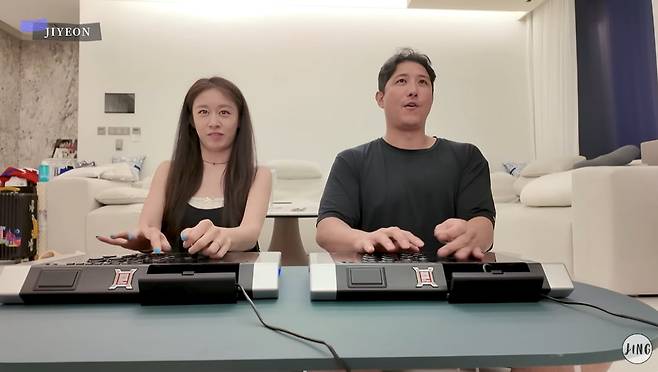 jiyeon hwang jae gyun