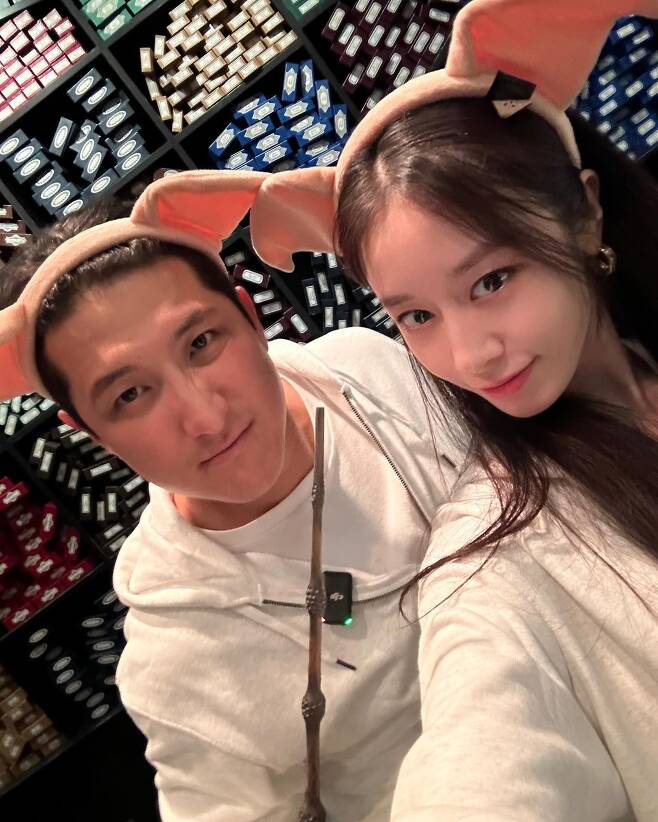 Jiyeon Hwang Jae-gyun