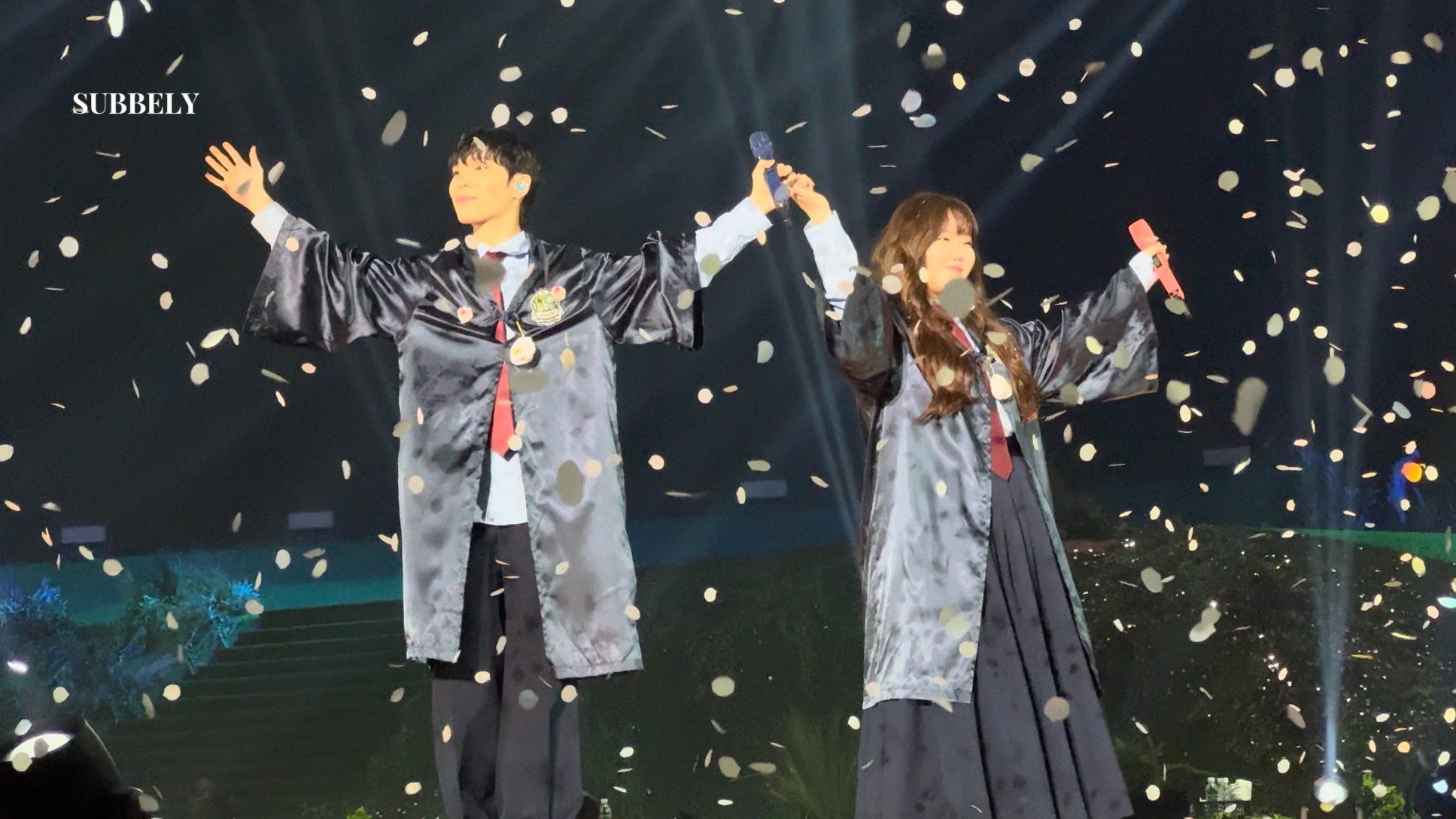 akmu