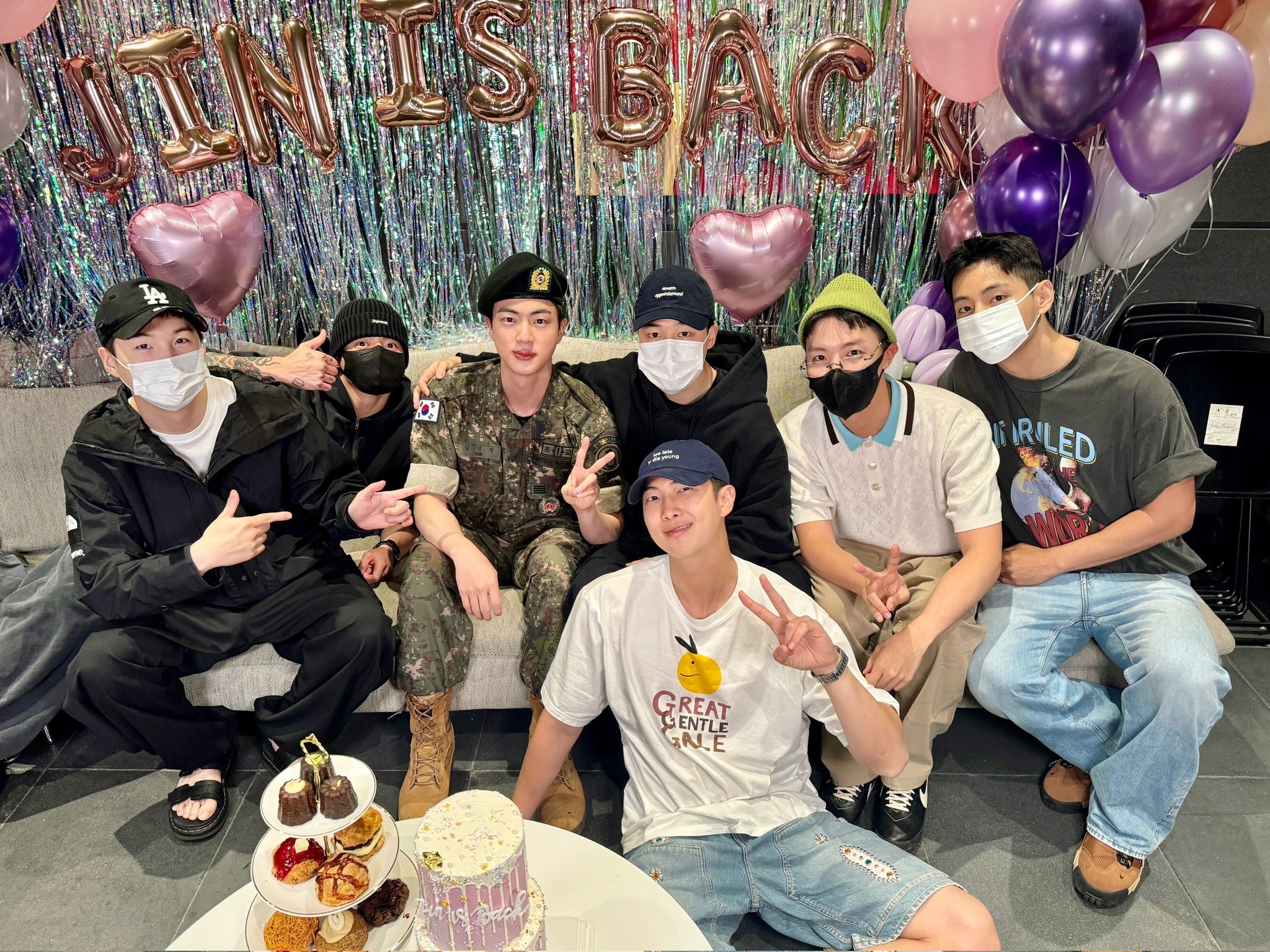 bts group-bts jin military