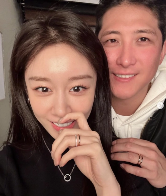 jiyeon-Hwang Jae-gyun