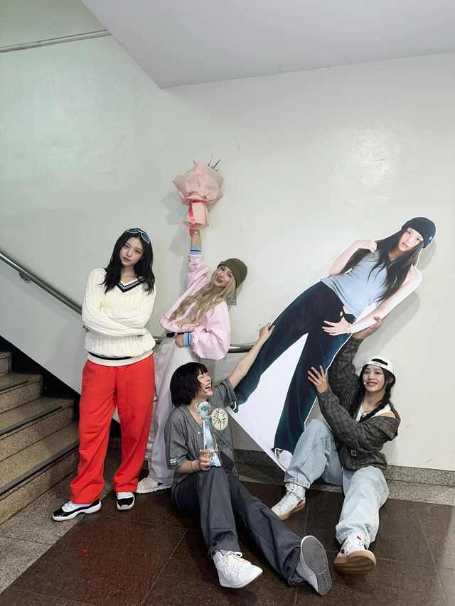 newjeans