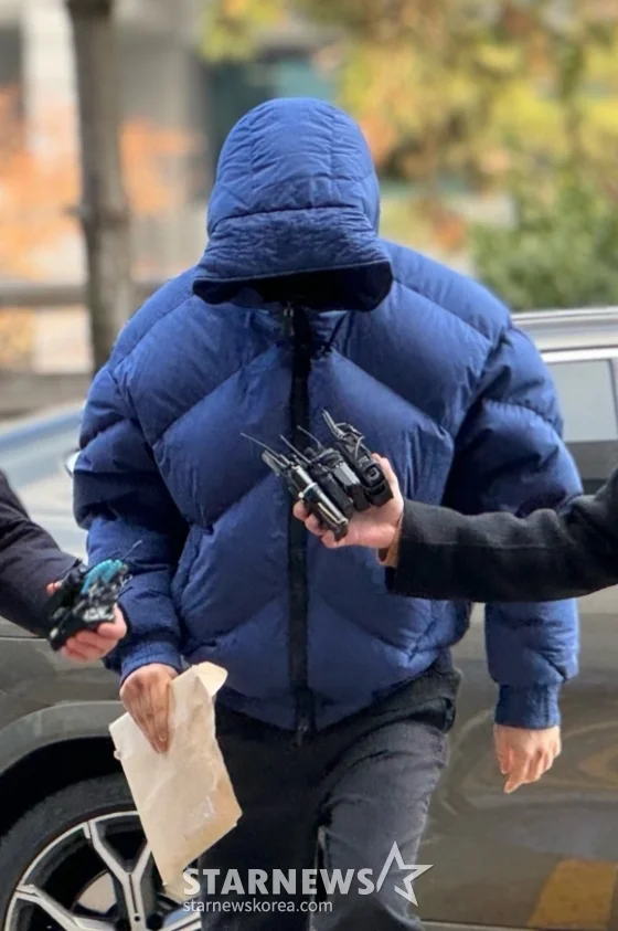 manager Lee Sun-kyun
