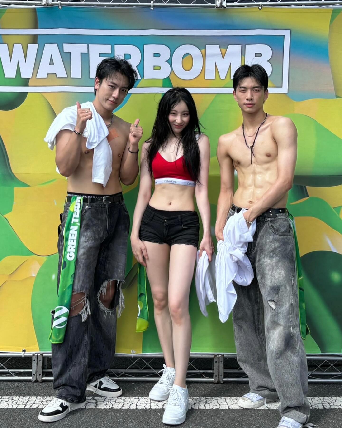 lee chaeyeon water bomb