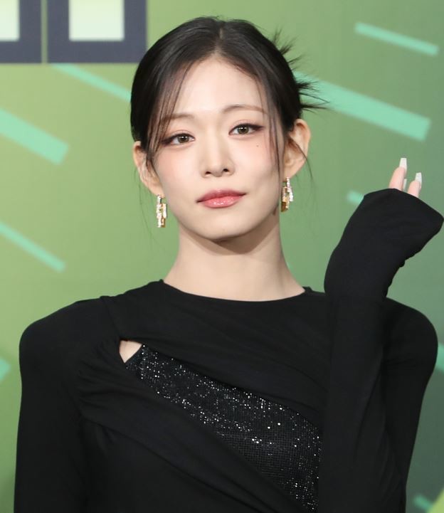 lee chae young