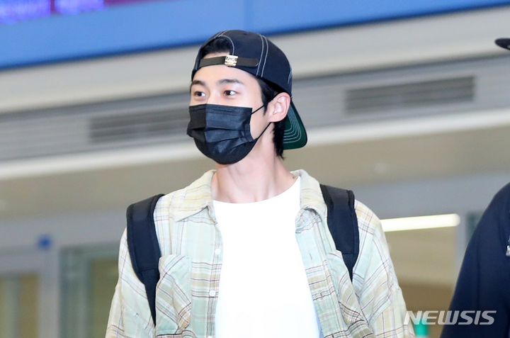 byun woo seok thumbnail