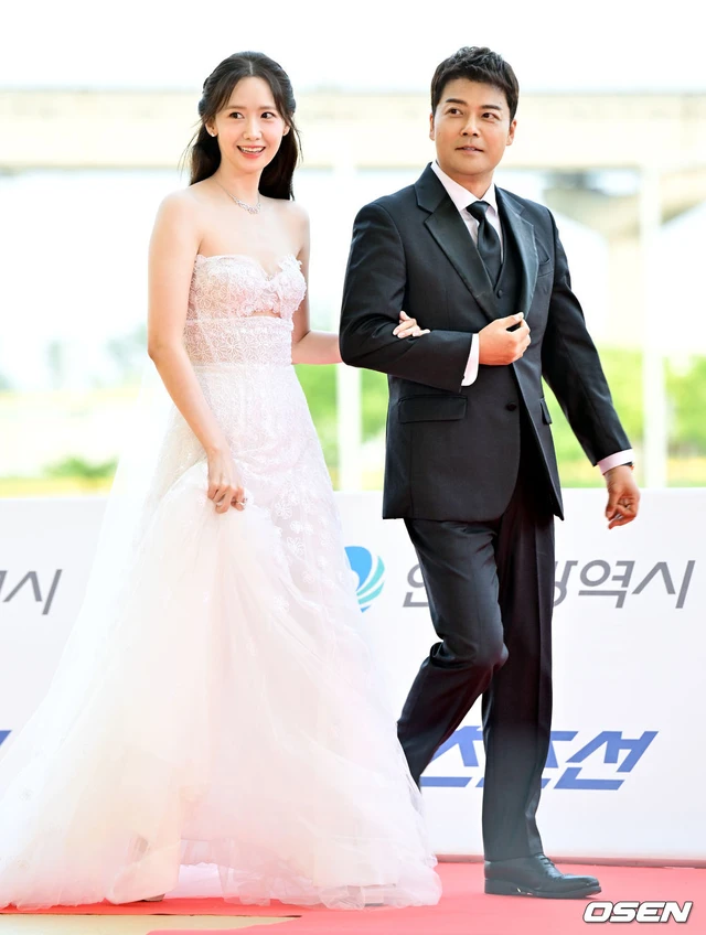 im yoon ah Jun Hyun Moo