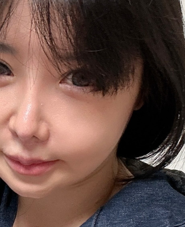 park bom 2ne1