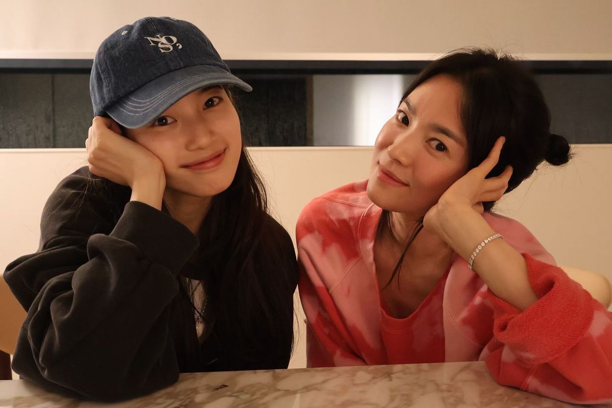 Song Hye Kyo - Suzy