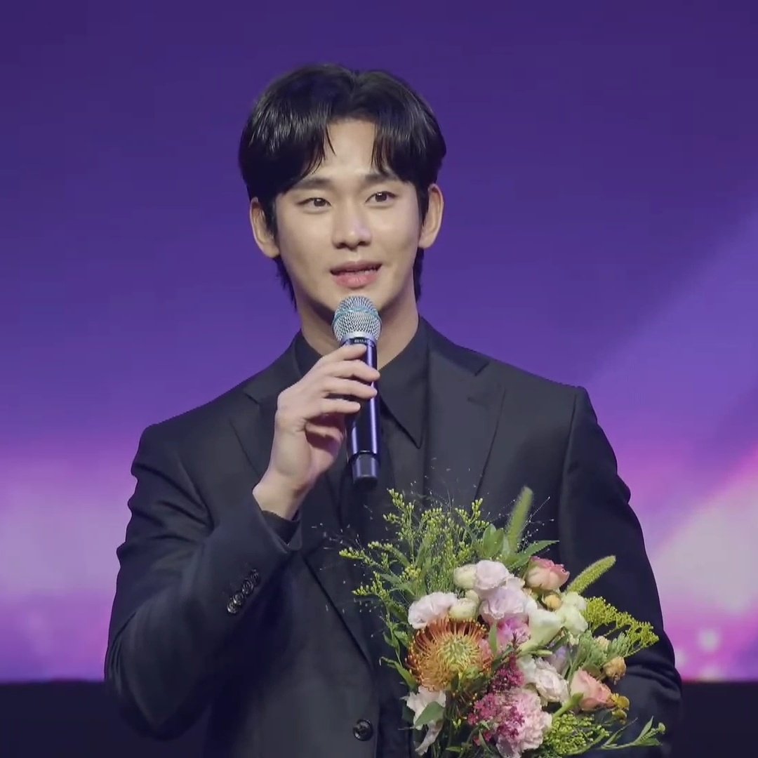kim soo hyun