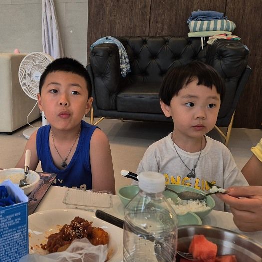 hwang jung eum son