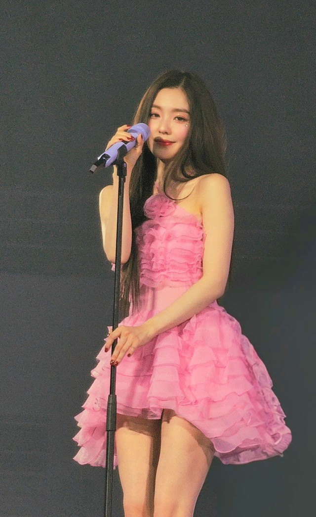 irene red velvet