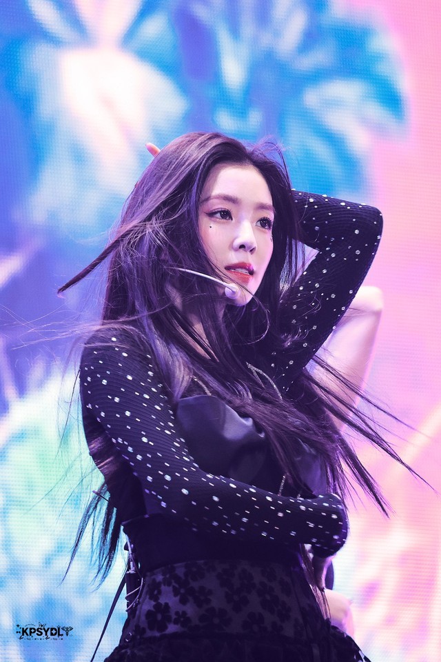 irene red velvet