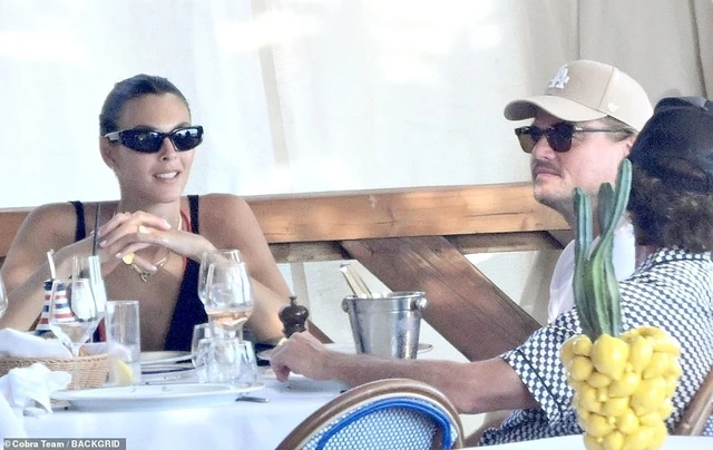 Leonardo DiCaprio Vittoria Ceretti