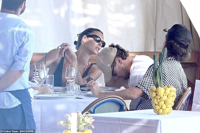 Leonardo DiCaprio Vittoria Ceretti