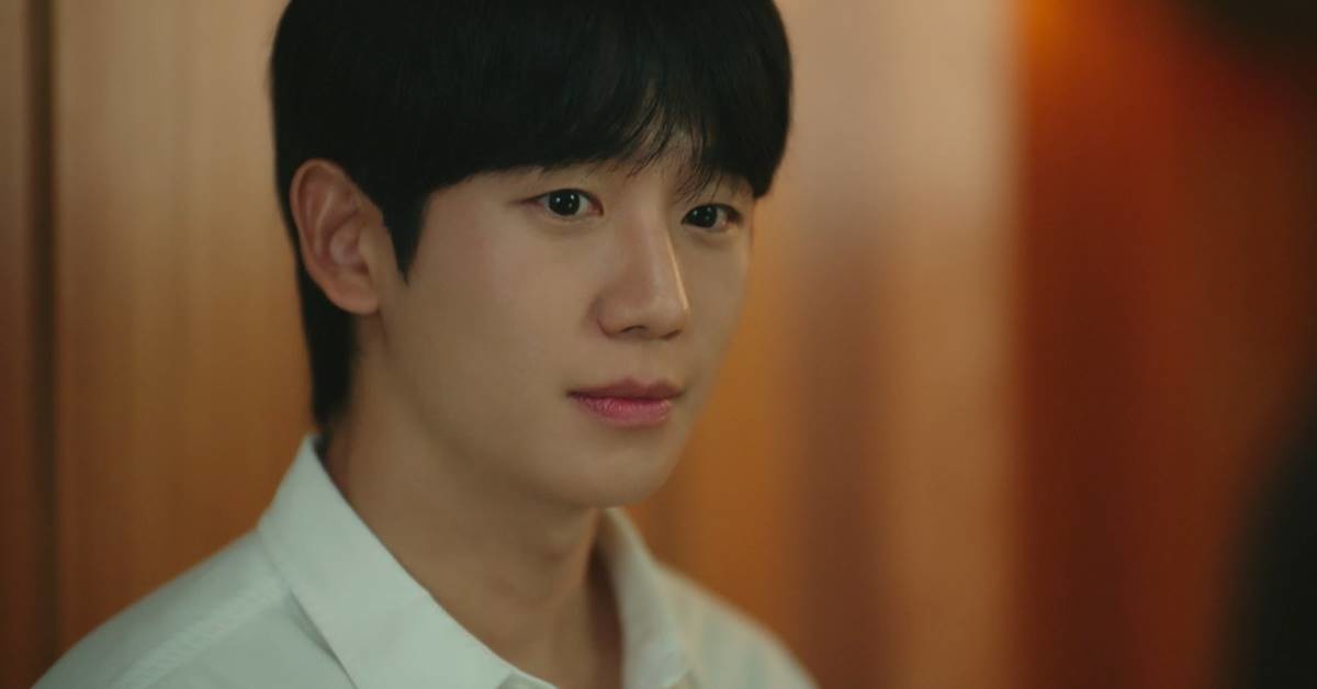 love next door-jung hae in