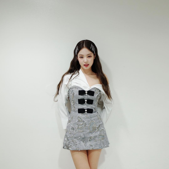 jennie-blackpink-2-200924