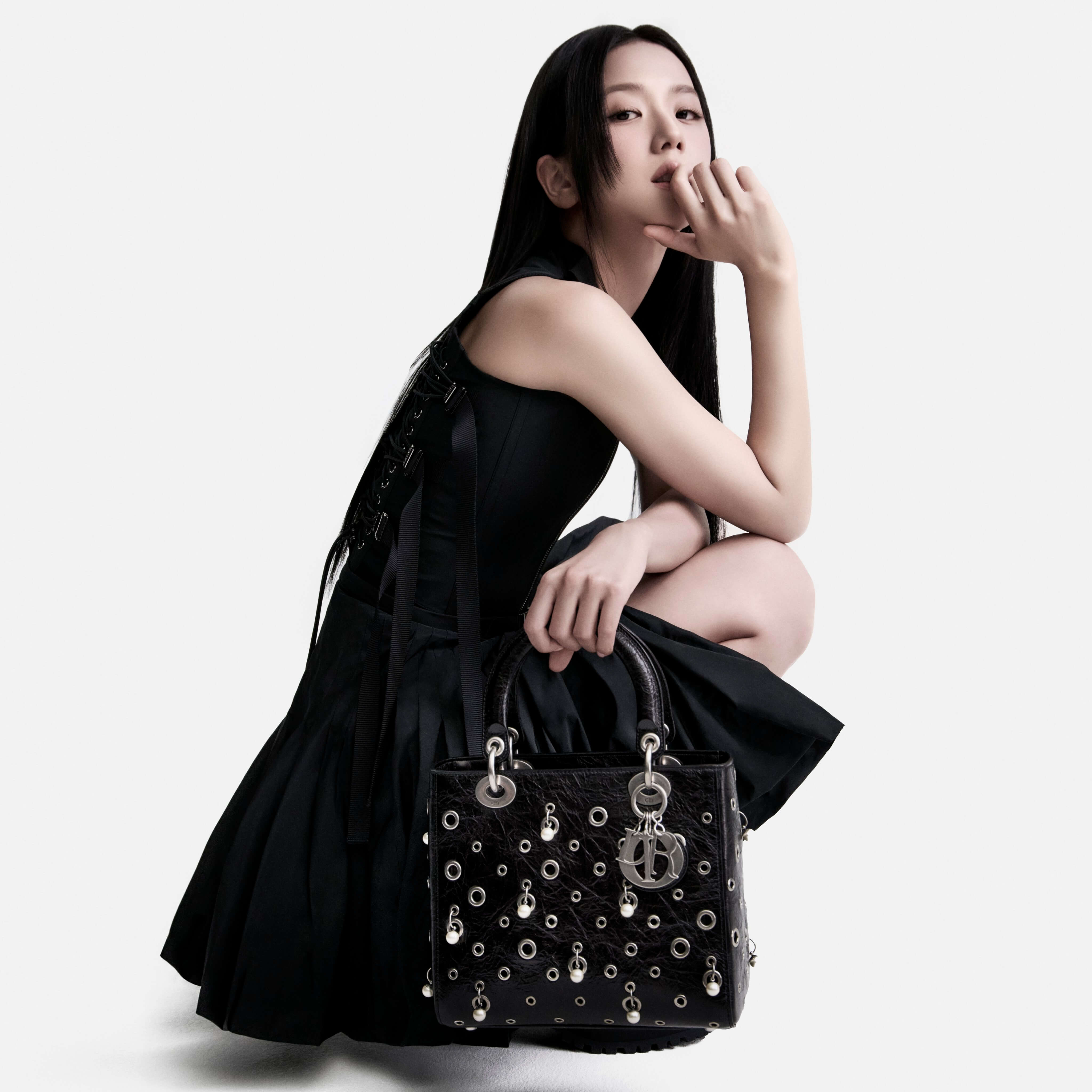 jisoo blackpink 11-091424