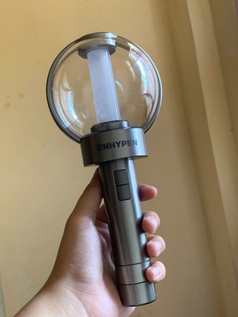 enhypen lightstick-1-091124