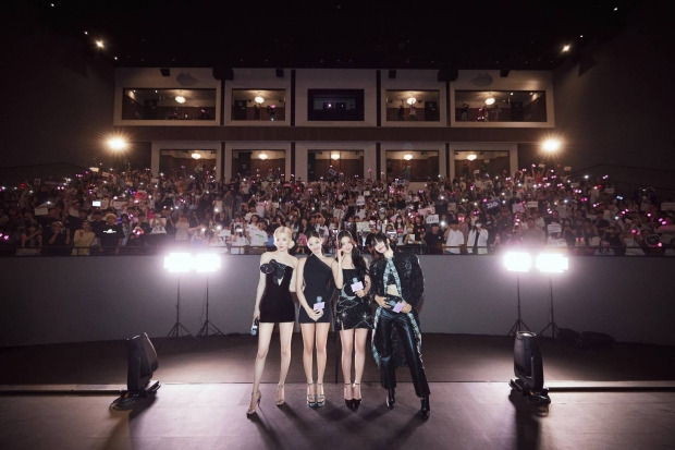 blackpink-2-080924