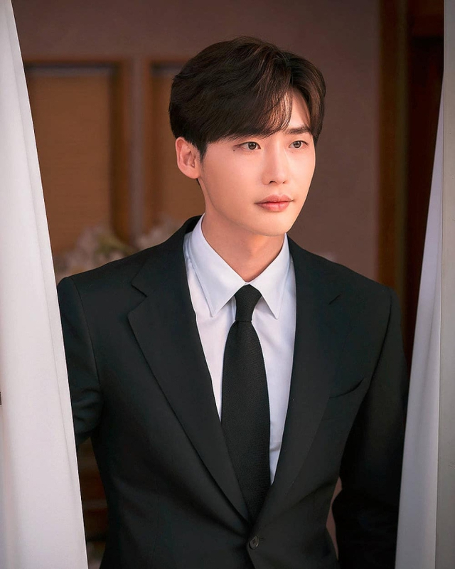 lee jong suk