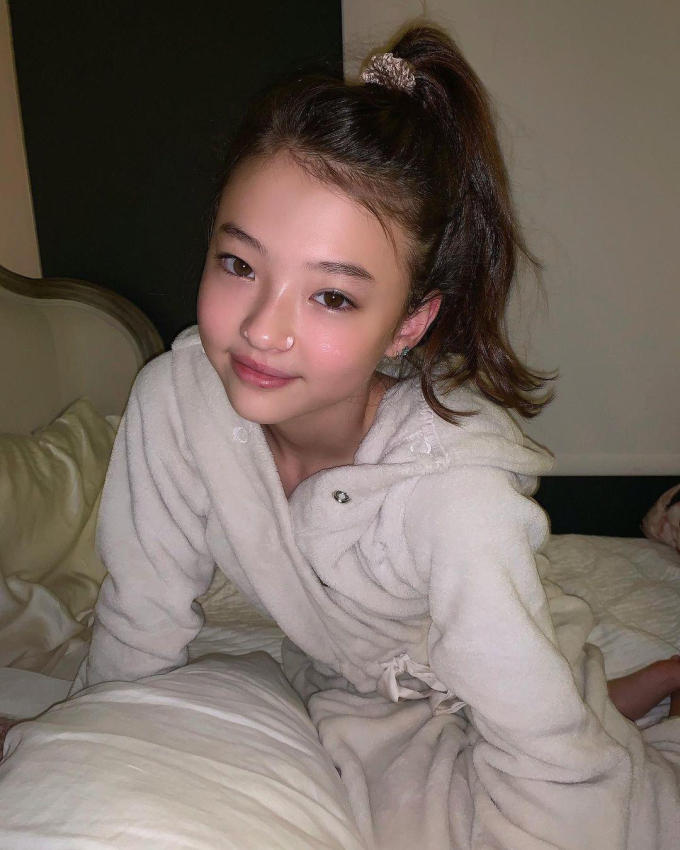 ella gross