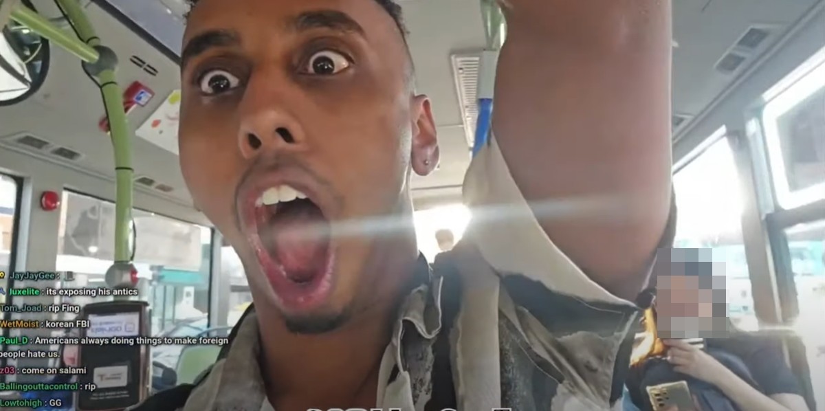 Johnny Somali-11-101424